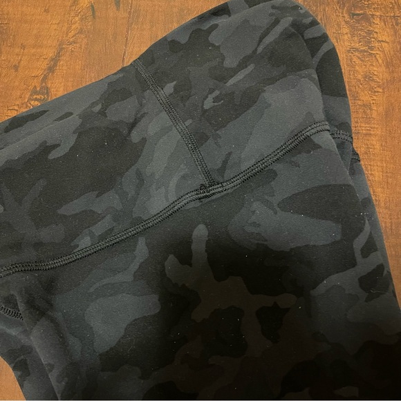 lululemon Align™ High-Rise Crop 21", 4, Camo - Picture 10 of 14